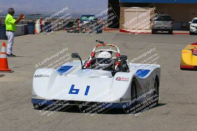 media/Jun-05-2022-CalClub SCCA (Sun) [[19e9bfb4bf]]/Around the Pits/